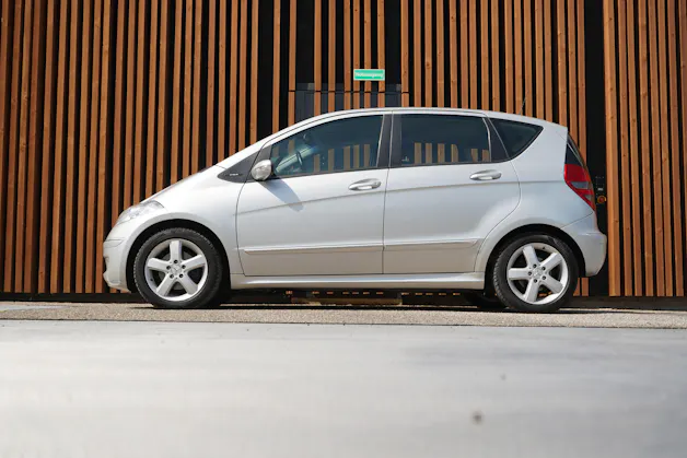 MERCEDES-BENZ A 200 AVANTGARDE AUTOMATIC l 136 PS