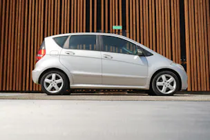 MERCEDES-BENZ A 200 AVANTGARDE AUTOMATIC l 136 PS
