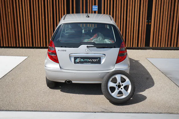 MERCEDES-BENZ A 200 AVANTGARDE AUTOMATIC l 136 PS