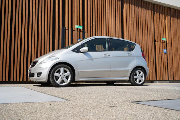 MERCEDES-BENZ A 200 AVANTGARDE AUTOMATIC l 136 PS