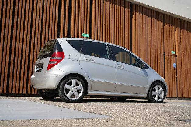 MERCEDES-BENZ A 200 AVANTGARDE AUTOMATIC l 136 PS
