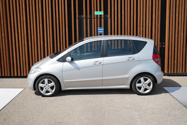 MERCEDES-BENZ A 200 AVANTGARDE AUTOMATIC l 136 PS