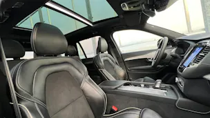 VOLVO XC90 B5 DIESEL MILD HYBRID AWD R-DESIGN GEARTRONIC l 235 PS
