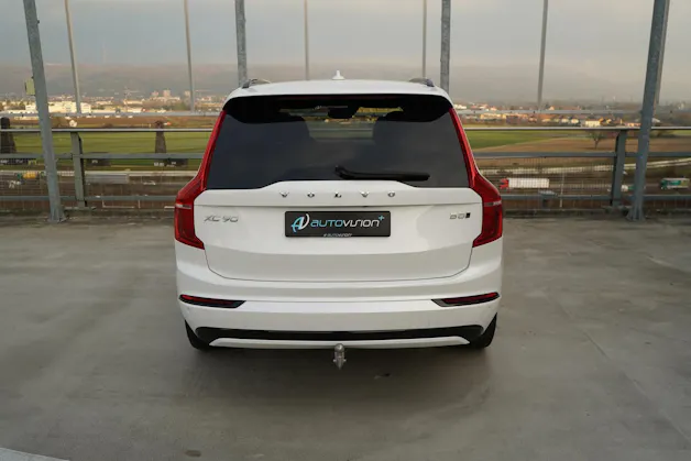 VOLVO XC90 B5 DIESEL MILD HYBRID AWD R-DESIGN GEARTRONIC l 235 PS