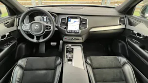 VOLVO XC90 B5 DIESEL MILD HYBRID AWD R-DESIGN GEARTRONIC l 235 PS