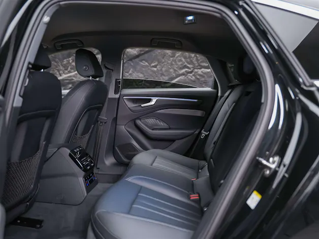 AUDI A6 Limousine S Line TDI quattro S tronic *Werksgarantie*360°*Assistenten*
