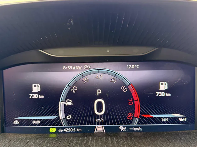 SKODA Fabia 1.0 TSI DSG STYLE *** PANORAMAGLASDACH & ANHÄNGEKUPPLUNG ***