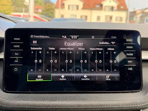 SKODA Fabia 1.0 TSI DSG STYLE *** PANORAMAGLASDACH & ANHÄNGEKUPPLUNG ***