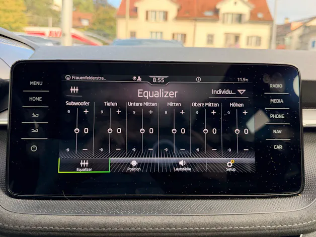 SKODA Fabia 1.0 TSI DSG STYLE *** PANORAMAGLASDACH & ANHÄNGEKUPPLUNG ***