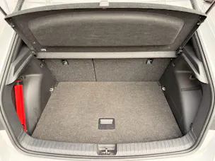 SKODA Fabia 1.0 TSI DSG STYLE *** PANORAMAGLASDACH & ANHÄNGEKUPPLUNG ***