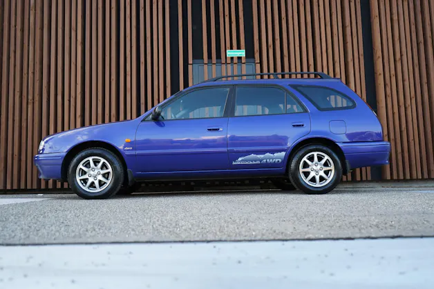 Toyota COROLLA SPORTSWAGON 1.8 LINEA TERRA PLUS 4WD l 110 PS