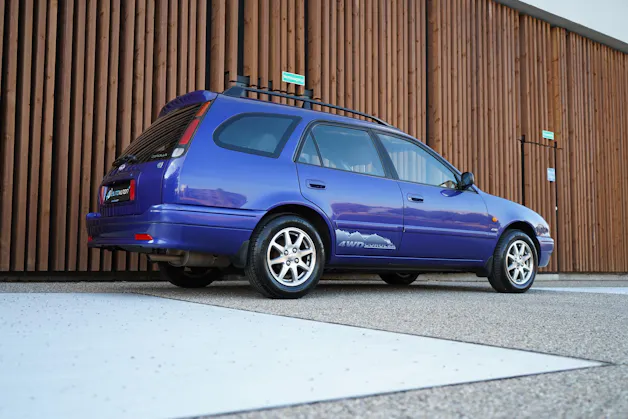 Toyota COROLLA SPORTSWAGON 1.8 LINEA TERRA PLUS 4WD l 110 PS