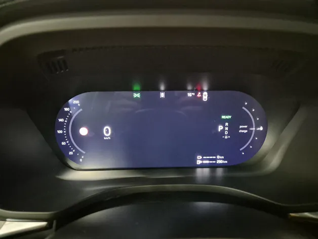 VOLVO XC60 2.0 T6 TE Ultra Dark eAWD