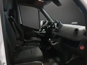 MERCEDES-BENZ Sprinter 317 CDI Standard 9G-TRONIC
