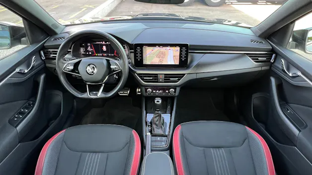 SKODA KAMIQ 1.0 TSI MONTE CARLO BLACK DSG l 110 PS