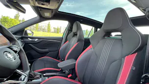SKODA KAMIQ 1.0 TSI MONTE CARLO BLACK DSG l 110 PS