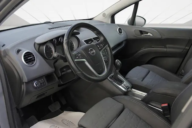 OPEL Meriva 1.7 CDTi Cosmo Automatic