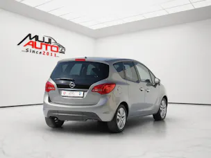 OPEL Meriva 1.7 CDTi Cosmo Automatic