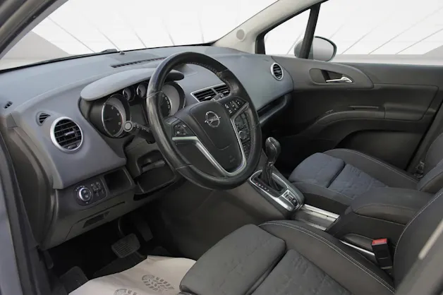 OPEL Meriva 1.7 CDTi Cosmo Automatic