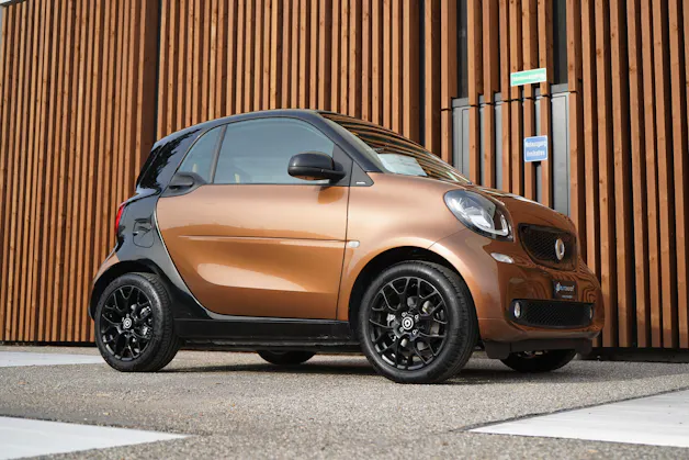 SMART FORTWO PASSION BLACK TWINMATIC l 71 PS