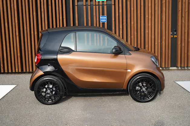SMART FORTWO PASSION BLACK TWINMATIC l 71 PS