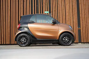 SMART FORTWO PASSION BLACK TWINMATIC l 71 PS