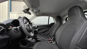 SMART FORTWO PASSION BLACK TWINMATIC l 71 PS