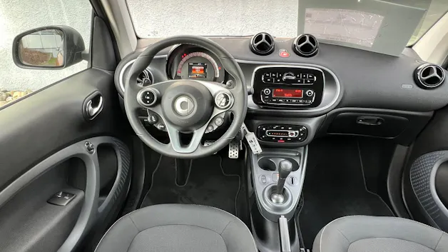SMART FORTWO PASSION BLACK TWINMATIC l 71 PS