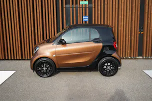SMART FORTWO PASSION BLACK TWINMATIC l 71 PS