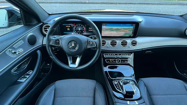 MERCEDES-BENZ E 200 AVANTGARDE 9G-TRONIC l 184 PS