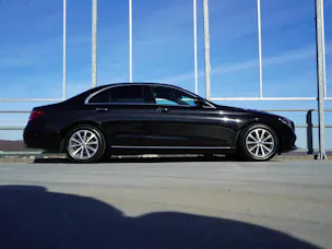 MERCEDES-BENZ E 200 AVANTGARDE 9G-TRONIC l 184 PS