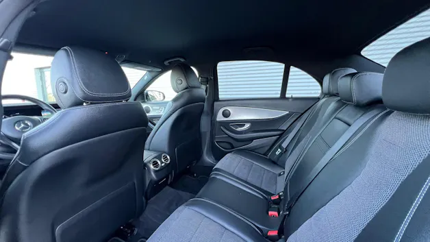 MERCEDES-BENZ E 200 AVANTGARDE 9G-TRONIC l 184 PS