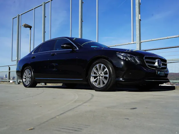 MERCEDES-BENZ E 200 AVANTGARDE 9G-TRONIC l 184 PS