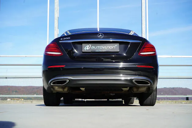 MERCEDES-BENZ E 200 AVANTGARDE 9G-TRONIC l 184 PS