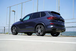 BMW X5 XDRIVE M50d STEPTRONIC PLUS BLACK l 400 PS