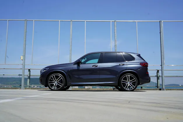 BMW X5 XDRIVE M50d STEPTRONIC PLUS BLACK l 400 PS