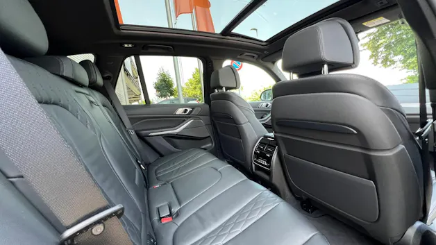 BMW X5 XDRIVE M50d STEPTRONIC PLUS BLACK l 400 PS
