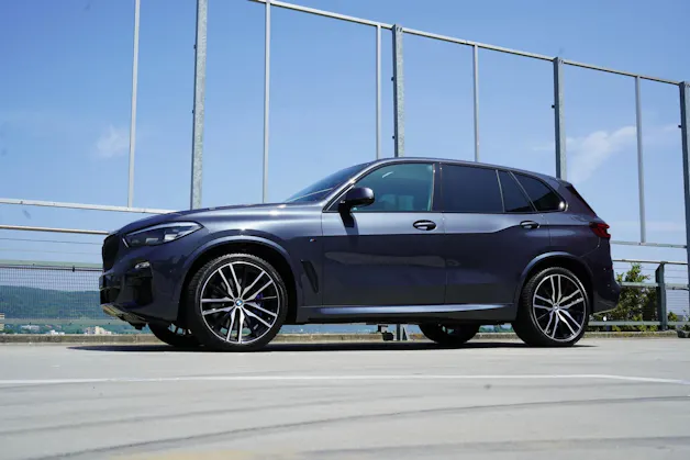 BMW X5 XDRIVE M50d STEPTRONIC PLUS BLACK l 400 PS