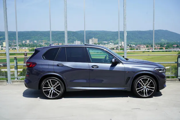BMW X5 XDRIVE M50d STEPTRONIC PLUS BLACK l 400 PS