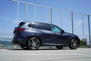 BMW X5 XDRIVE M50d STEPTRONIC PLUS BLACK l 400 PS