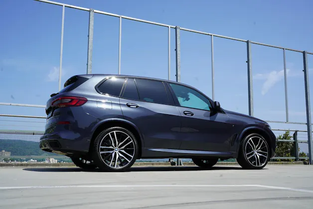 BMW X5 XDRIVE M50d STEPTRONIC PLUS BLACK l 400 PS