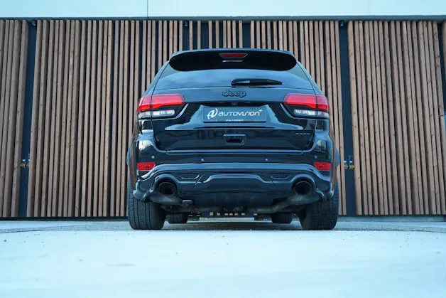 JEEP GRAND CHEROKEE 6.4 V8 HEMI BLACK SRT8 AUTOMATIC l 468 PS