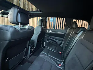 JEEP GRAND CHEROKEE 6.4 V8 HEMI BLACK SRT8 AUTOMATIC l 468 PS