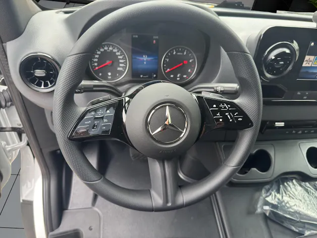 MERCEDES-BENZ Sprinter 317 CDI Standard 9G-TRONIC