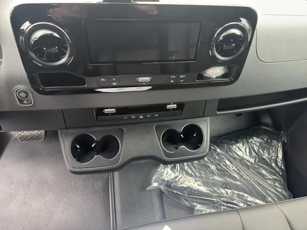 MERCEDES-BENZ Sprinter 317 CDI Standard 9G-TRONIC