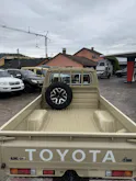 Toyota GRJ79 Single Cab Luxury Plus 4.0 V6