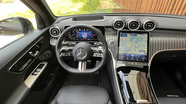 MERCEDES-BENZ GLC 300 d 4MATIC AMG LINE BLACK 9G-TRONIC l 269 PS