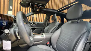 MERCEDES-BENZ GLC 300 d 4MATIC AMG LINE BLACK 9G-TRONIC l 269 PS