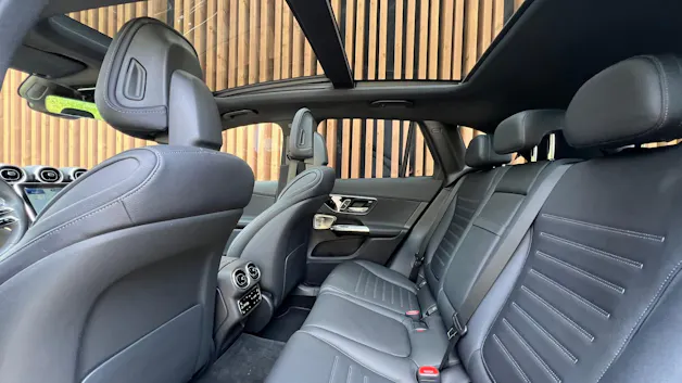MERCEDES-BENZ GLC 300 d 4MATIC AMG LINE BLACK 9G-TRONIC l 269 PS