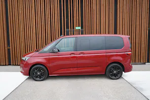 VW MULTIVAN 2.0 TSI LIBERTY SPORT DSG l 204 PS